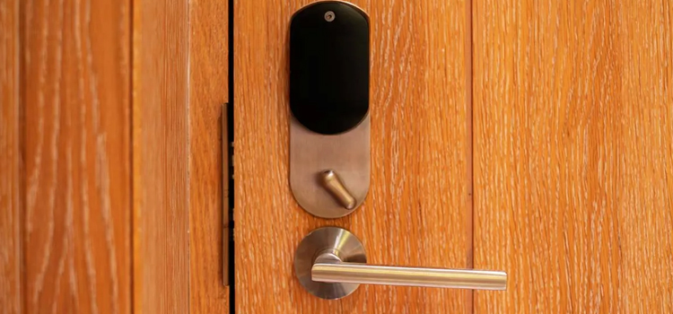 Automatic Locking Door Knob Hermosa Beach
